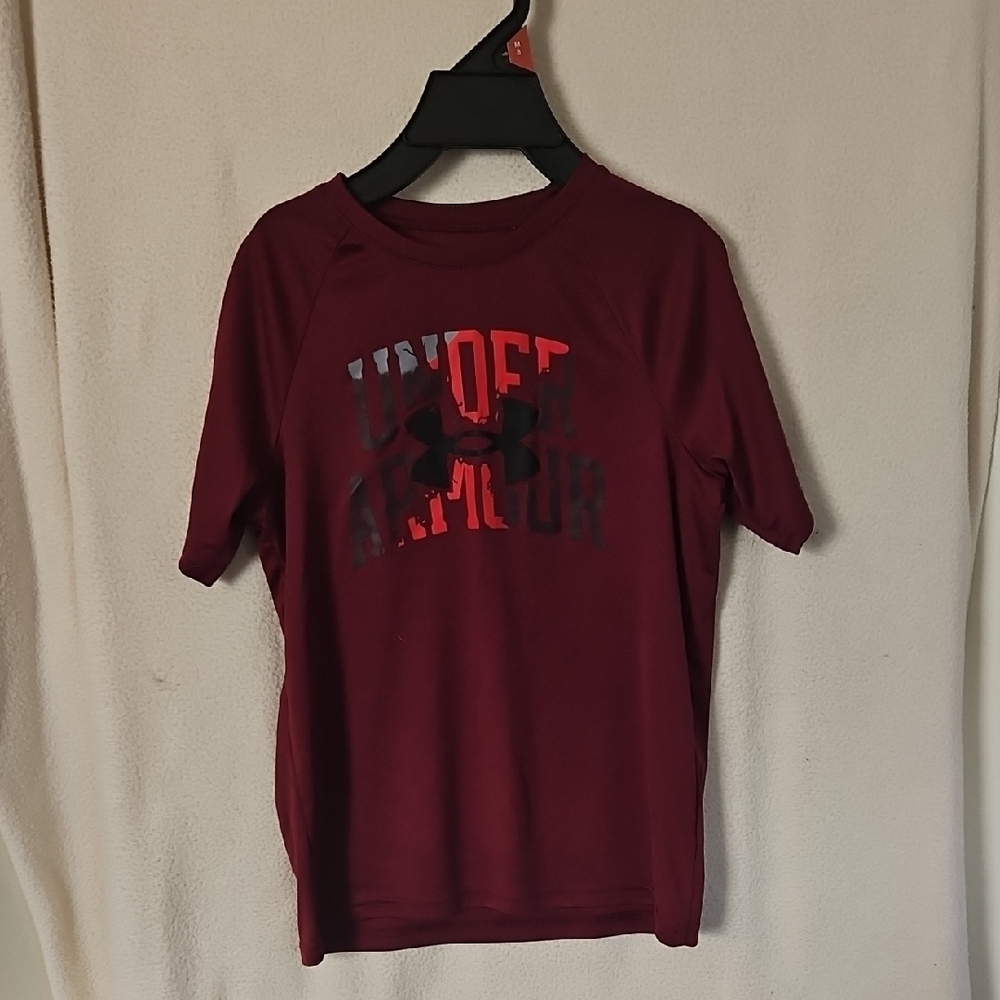 Under Armour Boys' Maroon Short Sleeve Tee